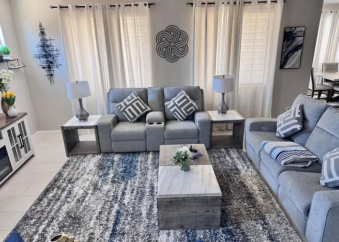 Private Guest In Laveen, Near South Mountain & Downtown Homestay